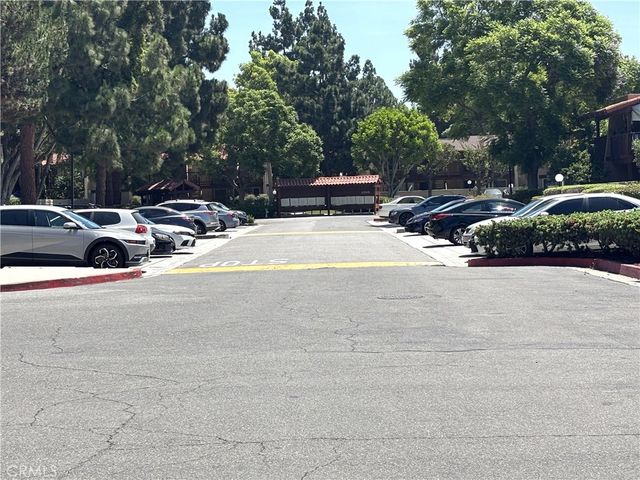 1030 W MacArthur Boulevard 38, Santa Ana, CA 92707