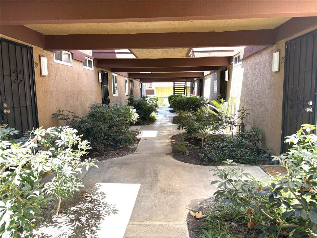 1030 W MacArthur Boulevard 38, Santa Ana, CA 92707 — photo 3