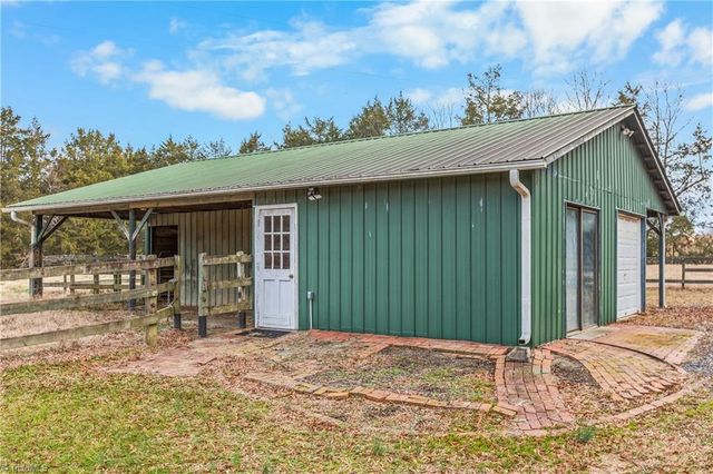 3575 N Nc Highway 801, Mocksville, NC 27028