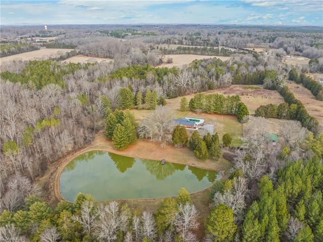 3575 N Nc Highway 801, Mocksville, NC 27028
