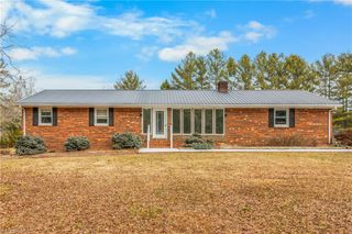 3575 N Nc Highway 801, Mocksville, NC 27028