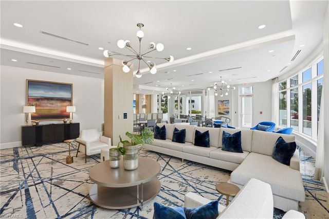 4142 Bay Beach LN 405, Fort Myers Beach, FL 33931