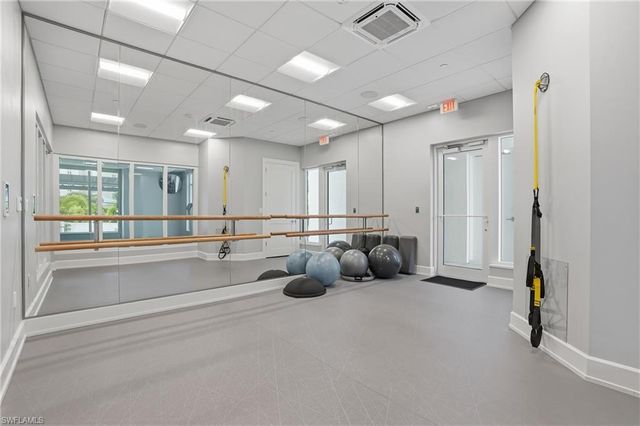 4142 Bay Beach LN 405, Fort Myers Beach, FL 33931