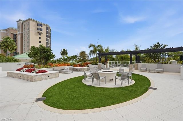 4142 Bay Beach LN 405, Fort Myers Beach, FL 33931