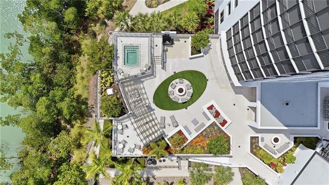 4142 Bay Beach LN 405, Fort Myers Beach, FL 33931