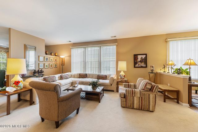 46 Minuteman Circle, Allentown, NJ 08501