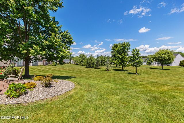 46 Minuteman Circle, Allentown, NJ 08501