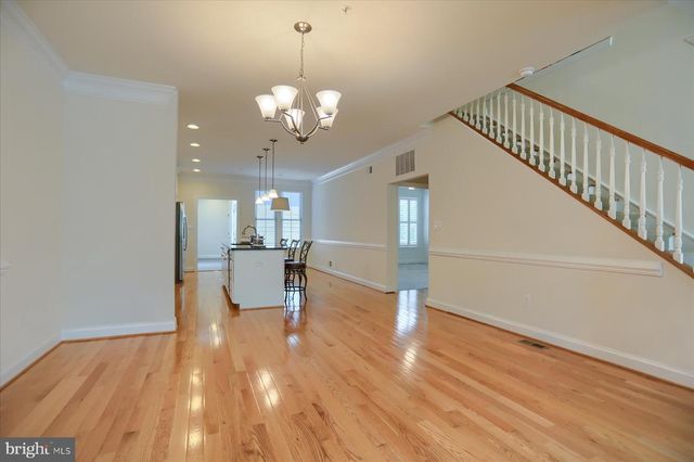 6910 SUMMIT CIR, Towson, MD 21239
