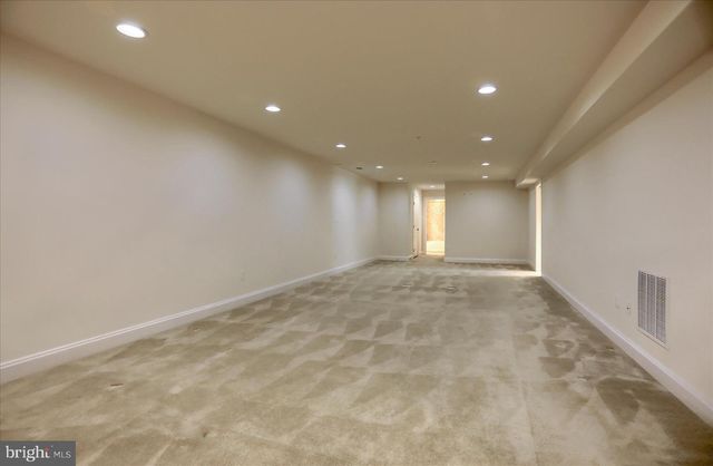 6910 SUMMIT CIR, Towson, MD 21239