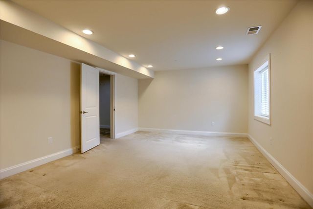 6910 SUMMIT CIR, Towson, MD 21239