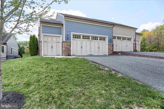 6910 SUMMIT CIR, Towson, MD 21239