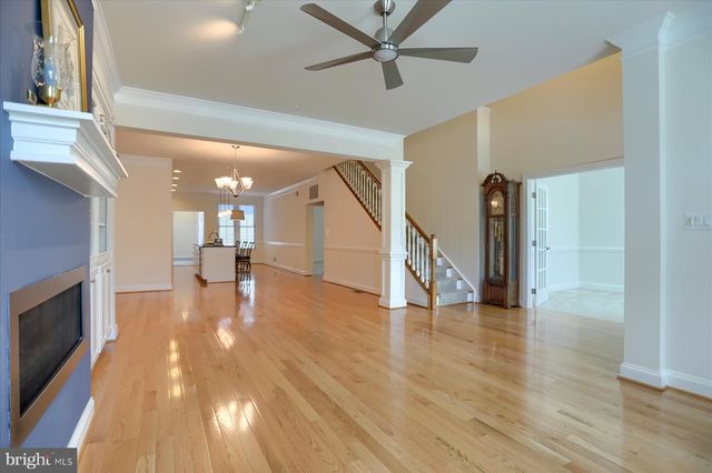 6910 SUMMIT CIR, Towson, MD 21239