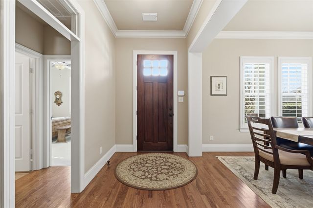 5016 Dickens Lane, Carrollton, TX 75010