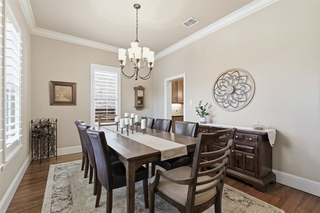 5016 Dickens Lane, Carrollton, TX 75010