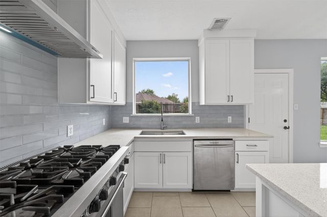 24042 Lestergate Drive, Spring, TX 77373