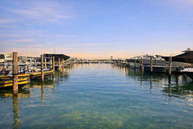 7601 E Treasure Dr 611, North Bay Village, FL 33141