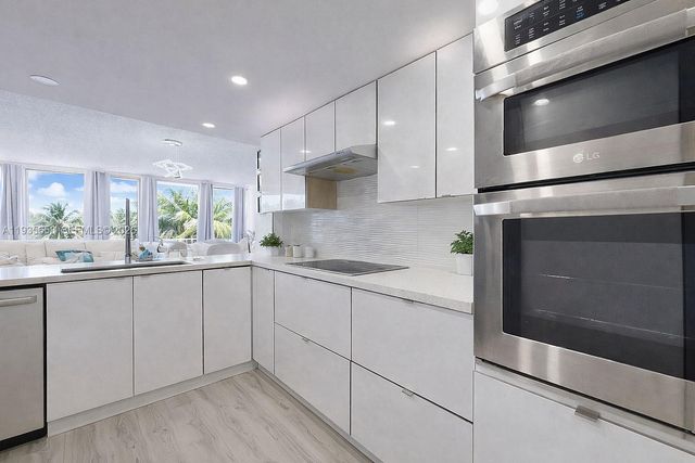 7601 E Treasure Dr 611, North Bay Village, FL 33141