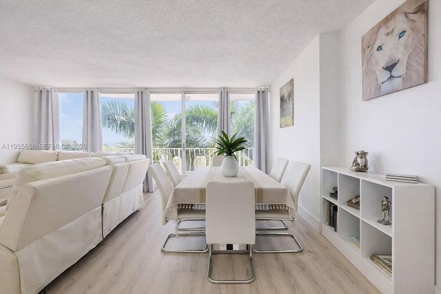 7601 E Treasure Dr 611, North Bay Village, FL 33141