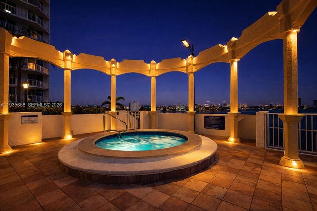 7601 E Treasure Dr 611, North Bay Village, FL 33141