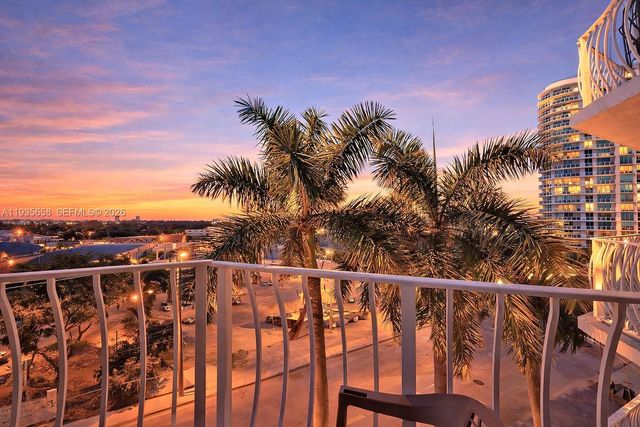 7601 E Treasure Dr 611, North Bay Village, FL 33141