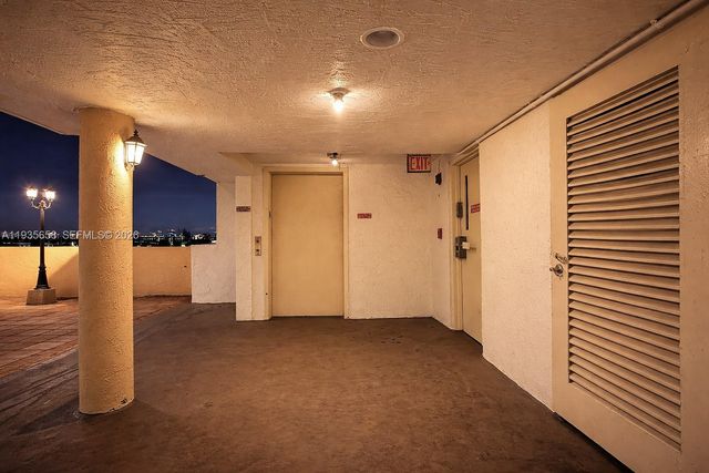 7601 E Treasure Dr 611, North Bay Village, FL 33141