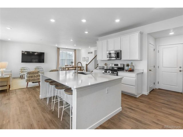 1147 E Hopkins Dr, Elizabeth, CO 80107