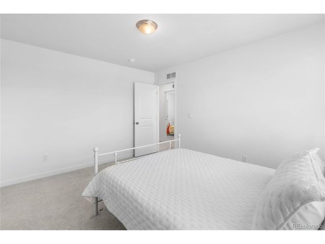 1147 E Hopkins Dr, Elizabeth, CO 80107