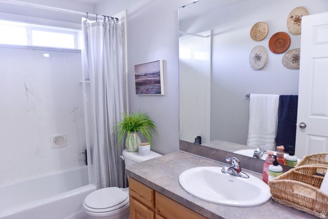 2955 W 3450 N, Farr West, UT 84404