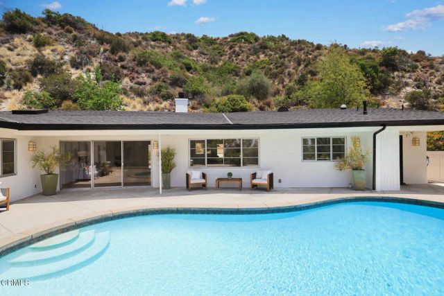 507 Venado Vista Drive, La Canada Flintridge, CA 91011