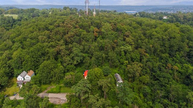 300 Eddington St, Hazelwood, PA 15207