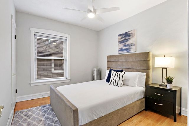 2109 W Eastwood Avenue 3F, Chicago, IL 60625