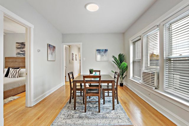 2109 W Eastwood Avenue 3F, Chicago, IL 60625