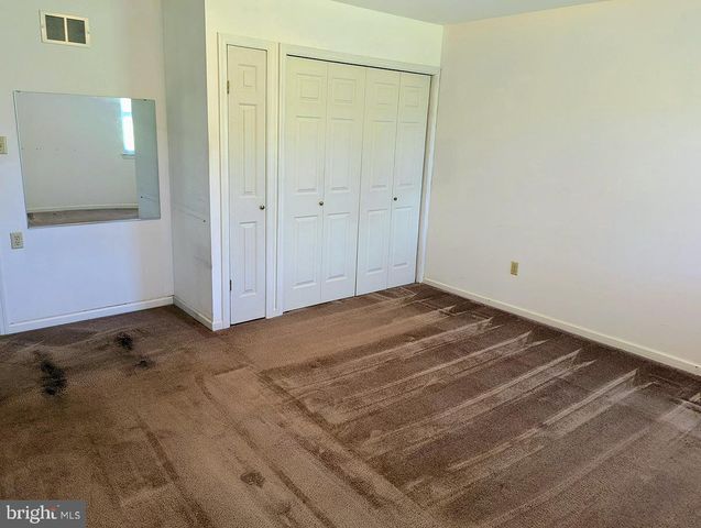16 DOGWOOD DR, Wernersville, PA 19565