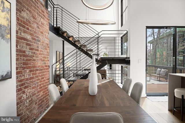 3004 N UNDERWOOD ST, Arlington, VA 22213