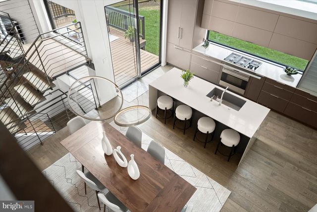 3004 N UNDERWOOD ST, Arlington, VA 22213