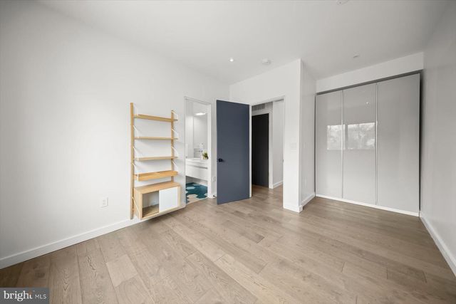 3004 N UNDERWOOD ST, Arlington, VA 22213