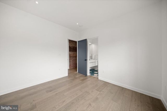 3004 N UNDERWOOD ST, Arlington, VA 22213