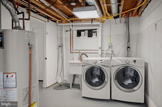 3004 N UNDERWOOD ST, Arlington, VA 22213