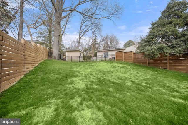 3004 N UNDERWOOD ST, Arlington, VA 22213