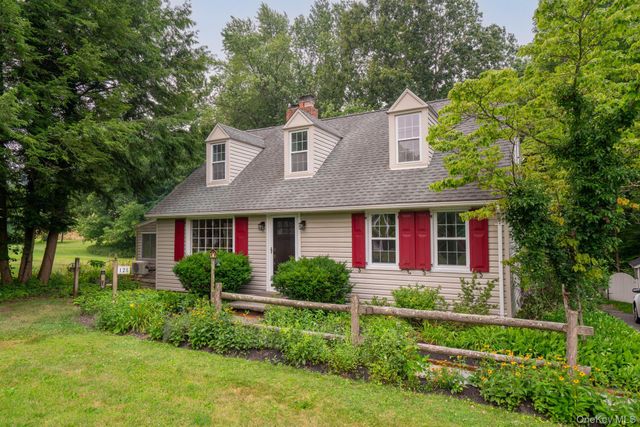 128 Rosa Lane, Hurley, NY 12443