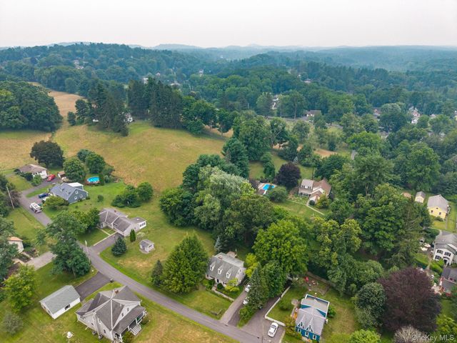 128 Rosa Lane, Hurley, NY 12443