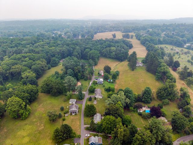 128 Rosa Lane, Hurley, NY 12443
