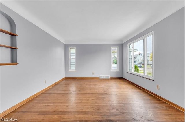 3819 W 137th Street, Cleveland, OH 44111