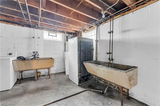 3819 W 137th Street, Cleveland, OH 44111