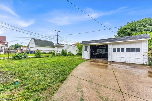 3819 W 137th Street, Cleveland, OH 44111