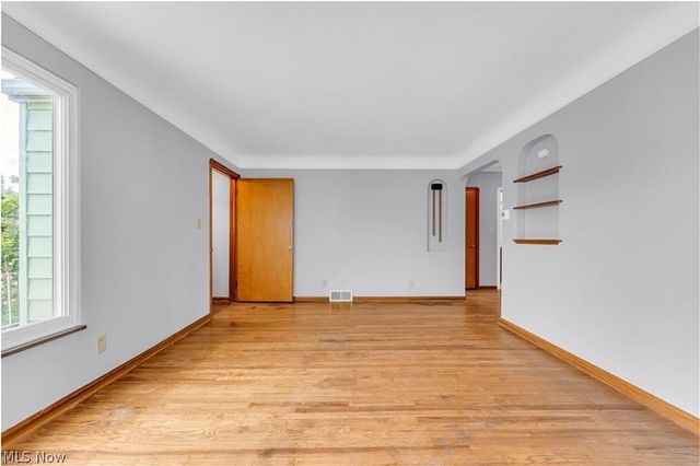 3819 W 137th Street, Cleveland, OH 44111