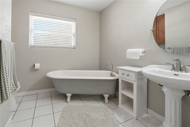 1663 Mooney, Ingleside, TX 78362