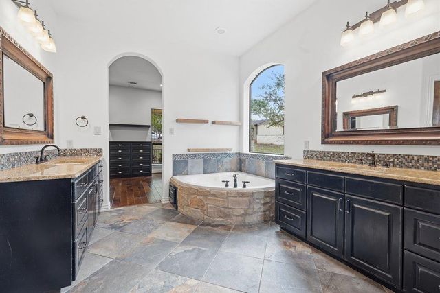 9805 Grand Summit BLVD, Dripping Springs, TX 78620