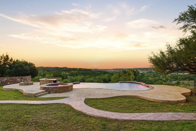 9805 Grand Summit BLVD, Dripping Springs, TX 78620