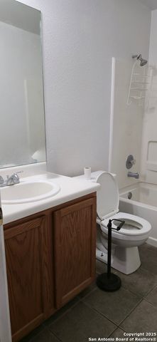 335 Silver Bit, San Antonio, TX 78227